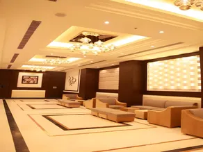 The Palm Court - Image 4