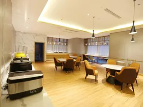 Qingzhu Hotel (Zaozhuang West Station Wanda Plaza) - Image 2