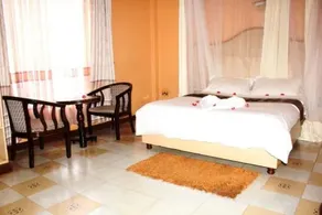 Panesic Hotel - Image 2