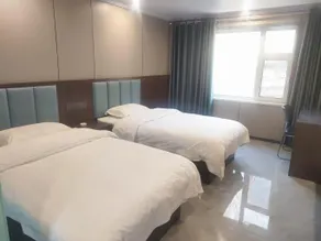 Xinlongyue Hotel - Image 2