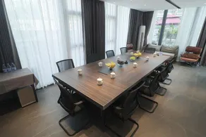 Yijing Garden Hotel (Lingang Xintiandi University Town) - Image 4