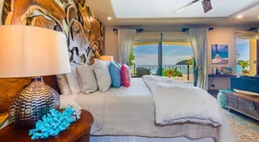 Stunning Luxury Mansion in Playa Flamingo with Six Bedrooms and Beachfront Access - Image 2