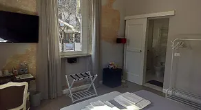 B&B Suite 44 - Image 5