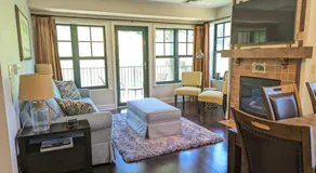 Great Views 2 Bed 2 Bath Updated - Image 2
