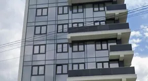 Luna Apartments A - Image 5