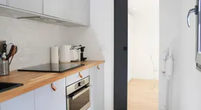 Charming house in Montreuil with terrace - Image 5