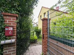 Lively Holiday Home in Wien with Private Garden - Image 4