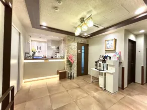 Asta Hotel - Image 1