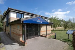 Travelodge Cambridge Fourwentways - Image 2