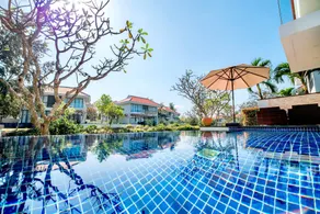 Ocean villa 3 bedrooms with few steps to BEACH - Image 4