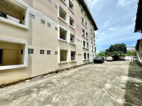 Naka Place House - Image 4