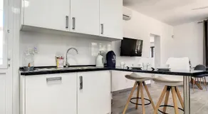 Villa avec piscine privée, proche de la plage - Image 4