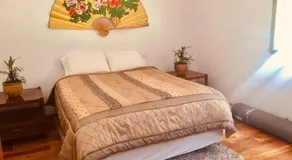Une belle maison de cabine avec deux suites de maître. - Image 2
