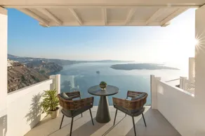 Aqua Luxury Suites by Estia - Image 3