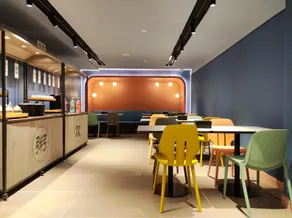 Hanting Hotel Beijing Jishuitan Xiaoxitian - Image 3