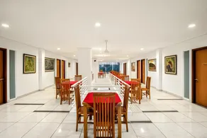 Sans Hotel Prime Cailendra Yogyakarta by RedDoorz - Image 5
