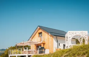 Cottage Retreat with Hot Tub & Sauna - Image 2