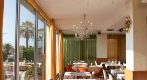 Hotel Eden - Image 2