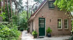 Esta casa de férias com telhado de palha tem caráter real - Image 3