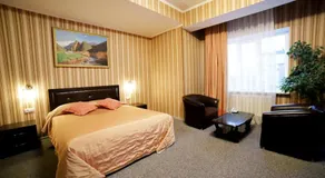 Silk Road Lodge - Image 2