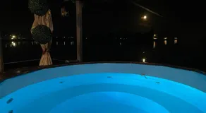 Houseboat on the water - Image 3