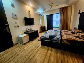 Laadli Aashraya @ COUNTRY INN - Image 2