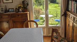 Les Chaises - Image 2