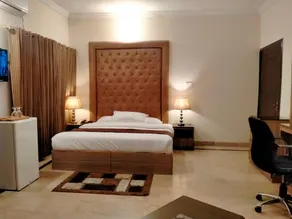 Peace Guest House - Image 3