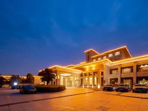 Yancheng Gangbo Peninsula Hotel - Image 3