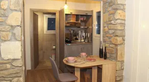 Petra Nova Suites - Image 3