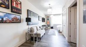  Bishop Arts Hotel by Qresorts. - Image 3
