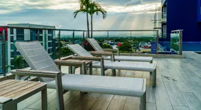 Luxury Kingston Apt - Pool & free parking 20 south - Image 4