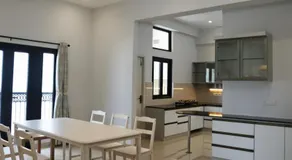 Tara Spacious 3BHK Comfortable Stay Virugambakkam - Image 4