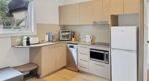 Parkside 1 bedroom home, Whisper quiet - Image 2