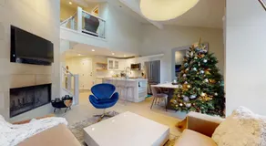 TELEMARK 25 Ski-In Ski-Out Access Steps To Ski Lifts Renovated Townhome - Image 2
