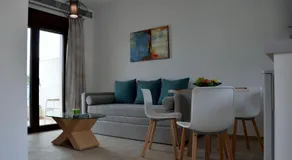 Hatzoudis Luxury Suites - Image 5