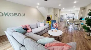 CentralPark Townhome B10 - Image 3