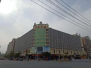 Harbour Fashion Mansion - Image 4
