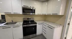 Comfy One Bedroom BasementApartment near Heartland - Image 3
