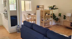 G & R Beach Cottage - Image 2