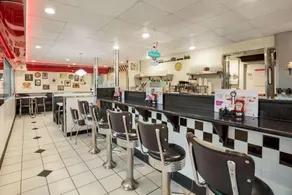Travelodge by Wyndham Brunswick near Fredrick - Image 4