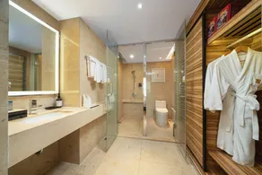 Echeng Hotel Qinzhou Bay Plaza East High-speed Railway Station - Image 4