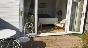 Garden Studio - Image 4