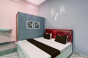 SPOT ON D S Hotel - Image 2
