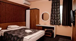 Hotel Serdica - Image 2