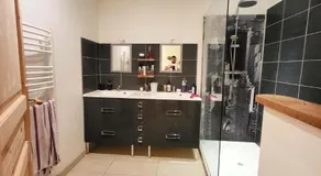 Chambre privée, piscine, pool house, kitchenette d'été - Image 2