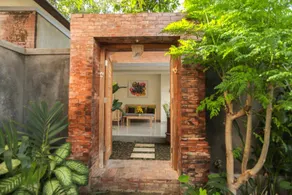 Uma De Villa - Image 4