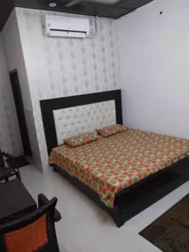 OYO Sai Guest House - Image 4