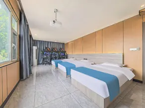 Jinyuan Esports Cinema Hotel (Handan Airport Branch) - Image 2