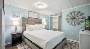 Stylish 2BR Unit Near Roswell & Woodstock - Image 2